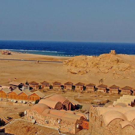 Roots Red Sea Hotel El Qoseir ภายนอก รูปภาพ