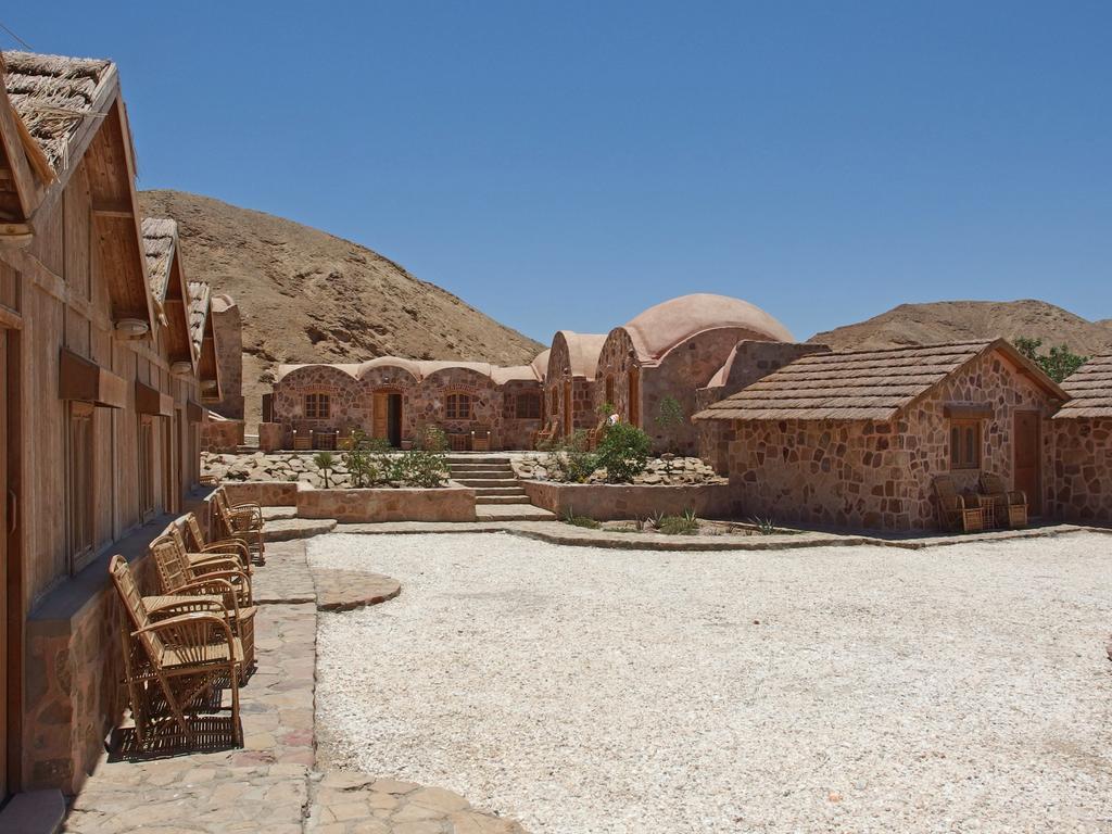 Roots Red Sea Hotel El Qoseir ภายนอก รูปภาพ