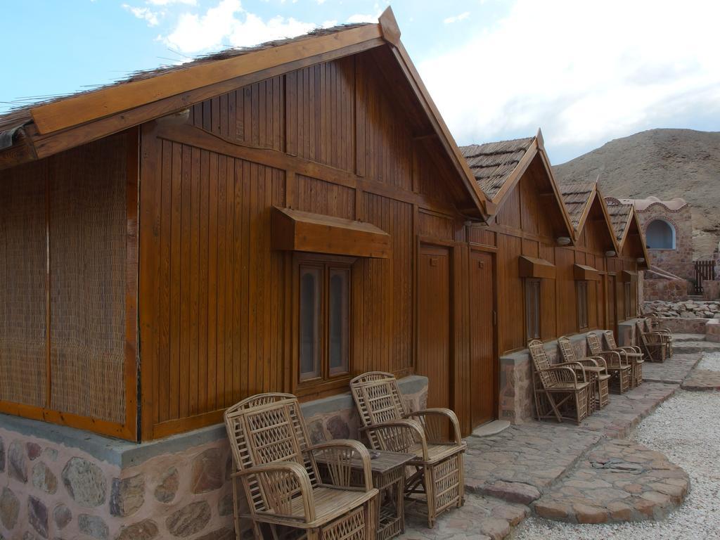Roots Red Sea Hotel El Qoseir ภายนอก รูปภาพ