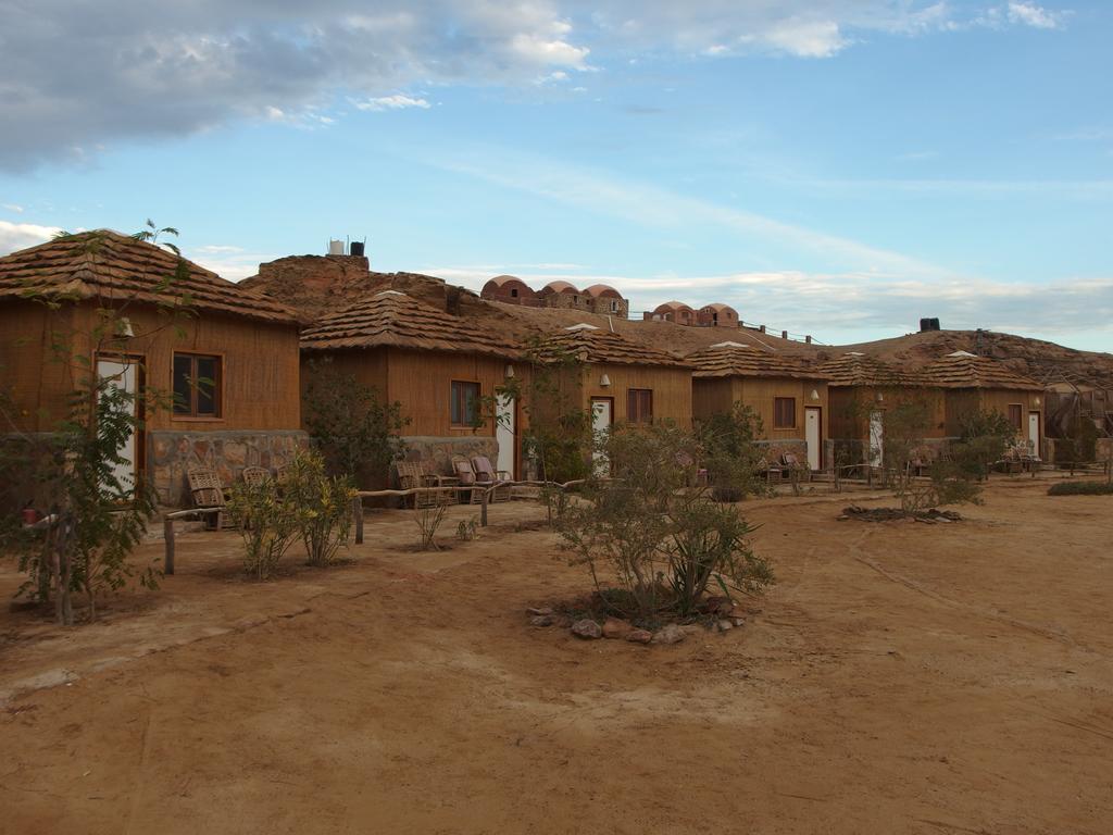Roots Red Sea Hotel El Qoseir ภายนอก รูปภาพ